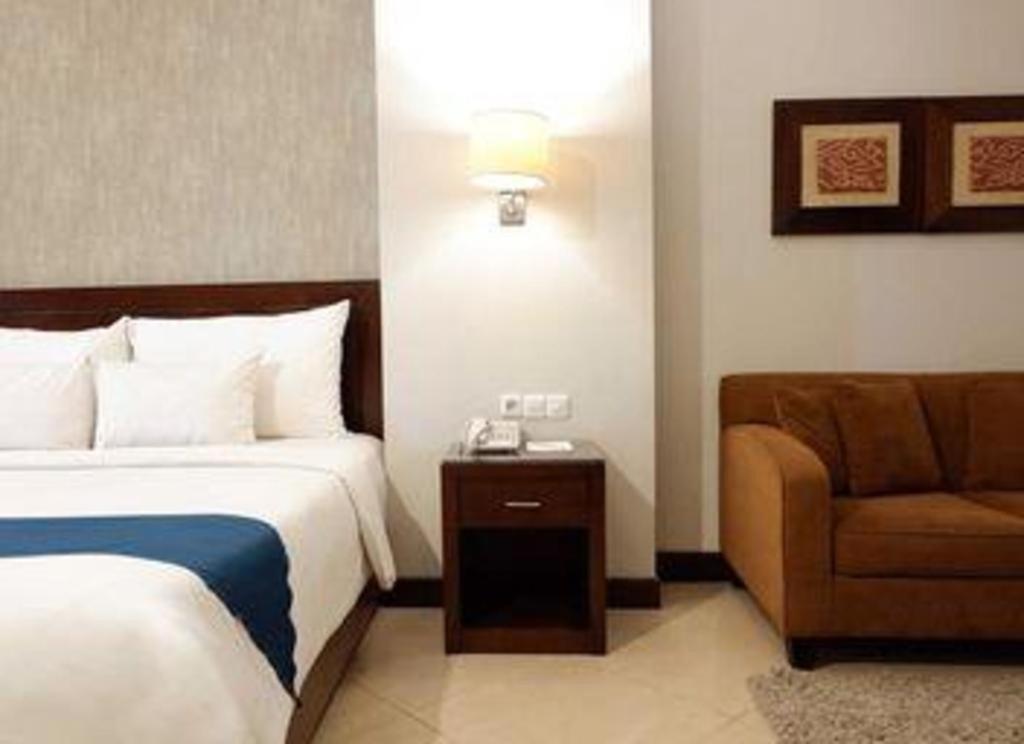Grage Hotel Чиребон Екстер'єр фото
