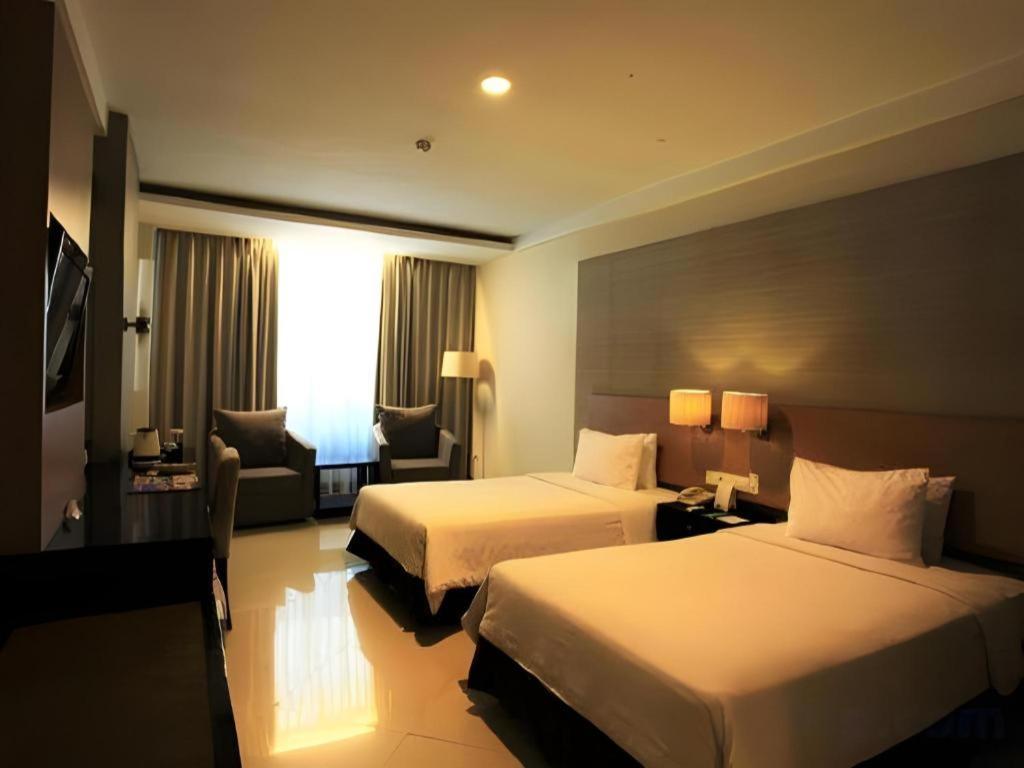 Grage Hotel Чиребон Екстер'єр фото